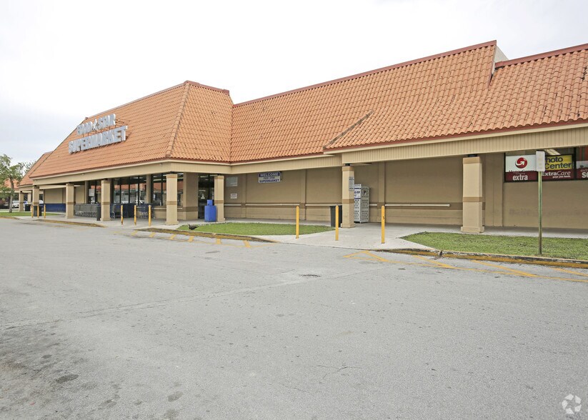 More Photos Of 10711-10771 W Flagler St, Miami General Retail For Lease