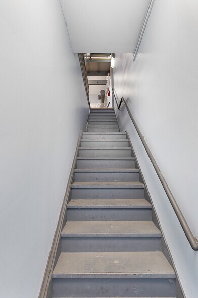 More Photos Of 667 3rd Ave, Brooklyn Loft Creative Space For Sale