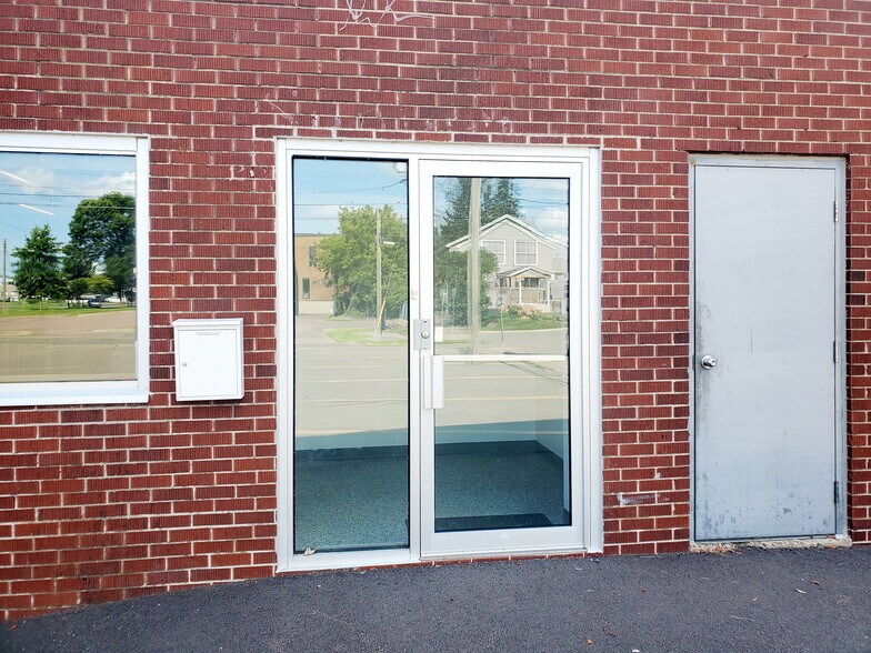 More Photos Of 575 St George Blvd, Moncton Office For Lease
