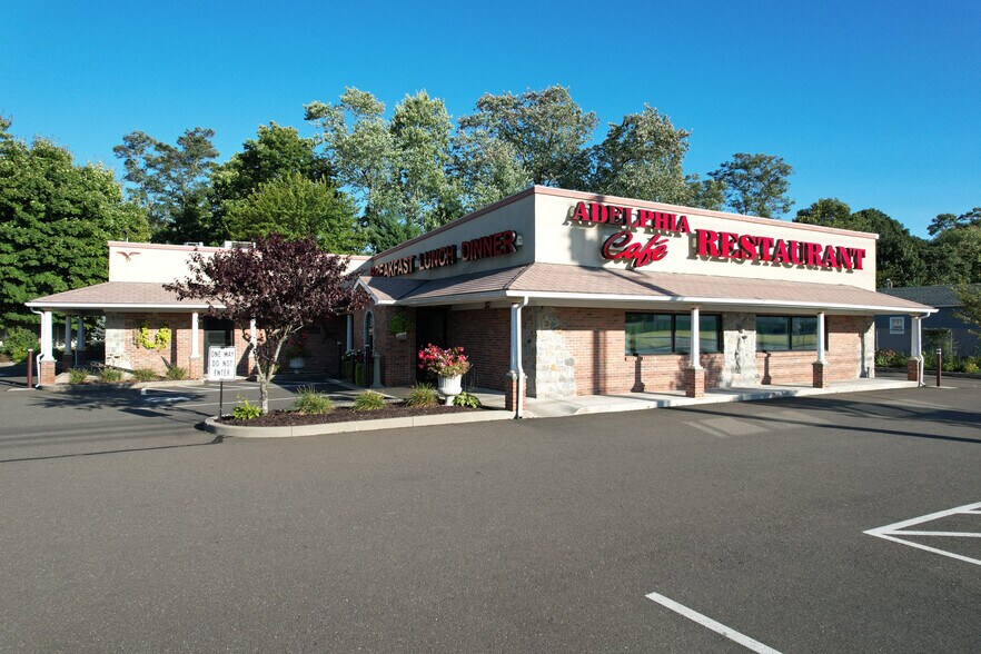 More Photos Of 476 Washington Ave, North Haven Restaurant For Sale