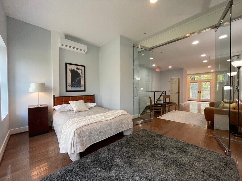 More Photos Of 211 K St Ne, Washington Office Residential For Sale