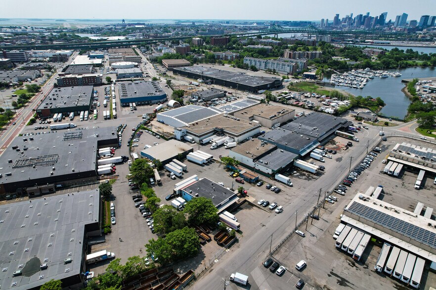 More Photos Of 85 Market St, Chelsea Warehouse For Sale