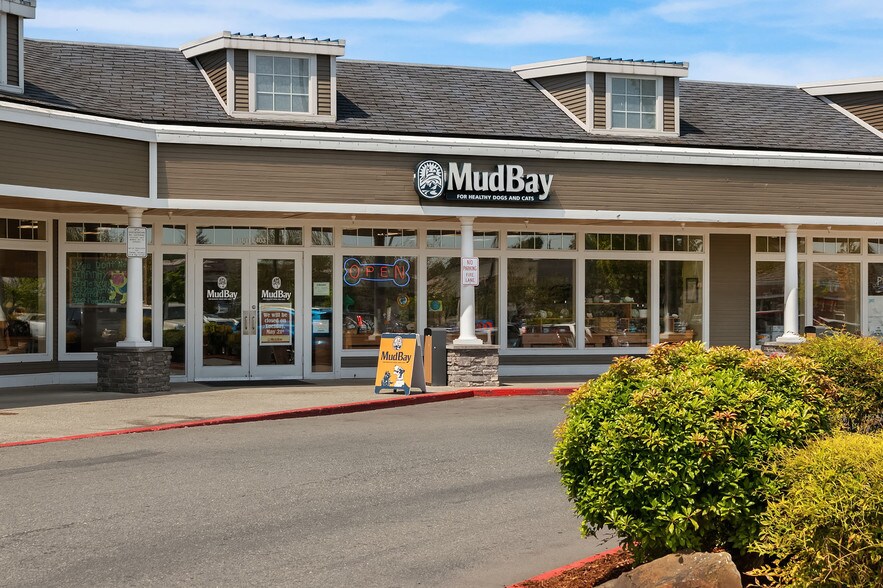 More Photos Of 11700 Mukilteo Speedway, Mukilteo General Retail For Lease