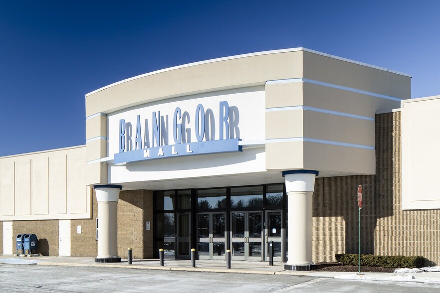 Primary Photo Of 663 Stillwater Ave, Bangor Unknown For Lease