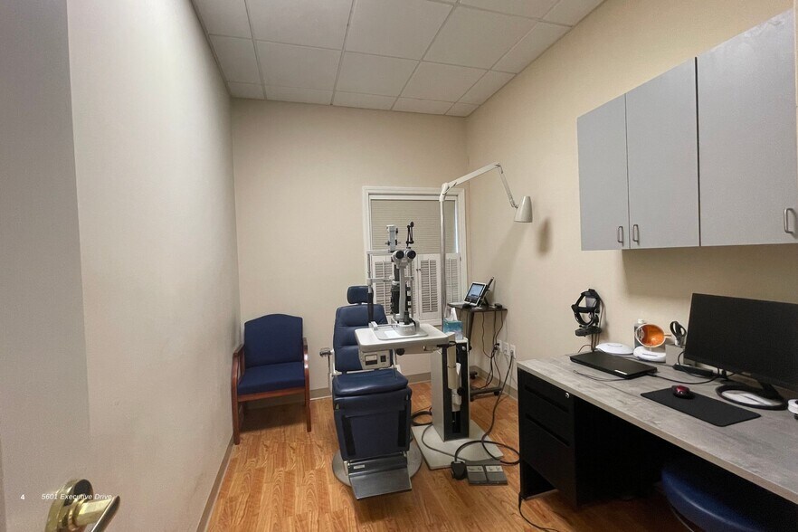 More Photos Of 2119 Post Rd, Fairfield Medical For Sale