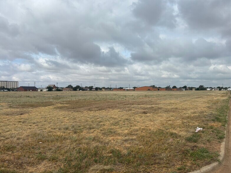 Primary Photo Of 1900 Walter Griffin, Plainview Land For Sale
