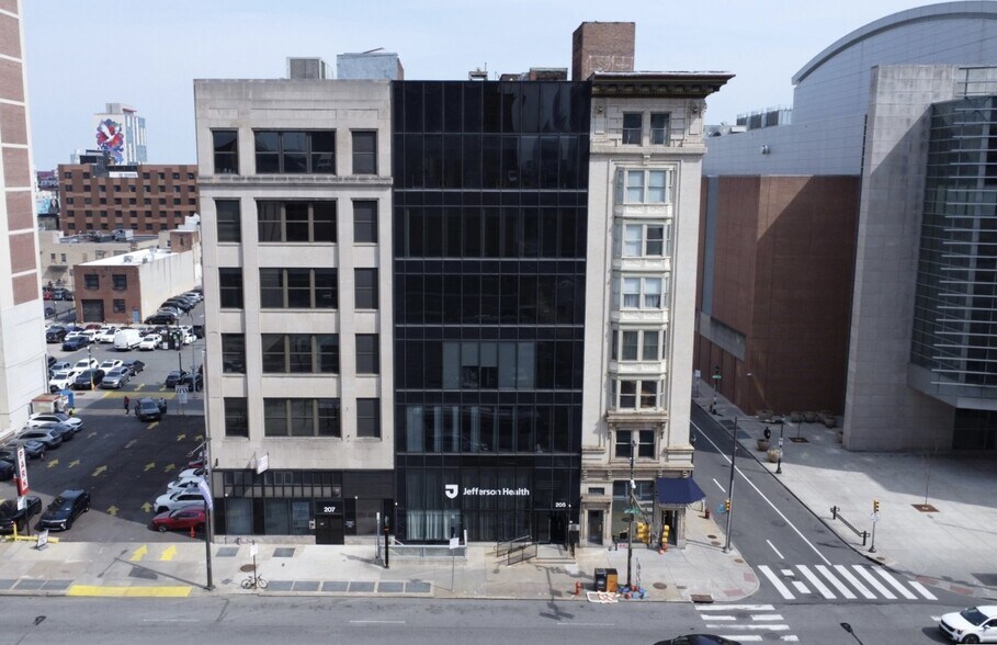 Primary Photo Of 205 N Broad St, Philadelphia Medical For Lease
