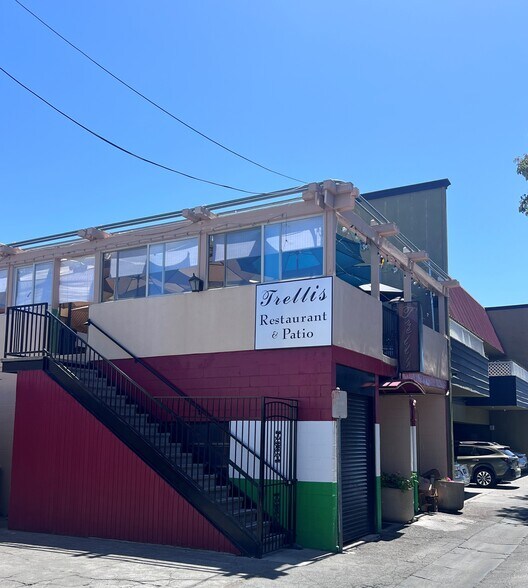 More Photos Of 1075-1077 El Camino Real, Menlo Park Restaurant For Sale