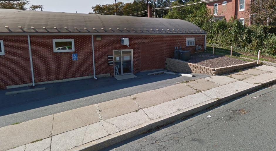 Primary Photo Of 2501 Penn Ave, West Lawn Storefront Retail Office For Lease