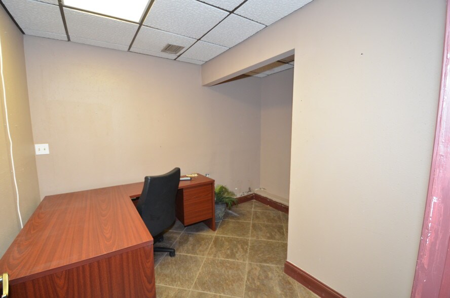 More Photos Of 1600 E Amelia St, Orlando Medical For Lease