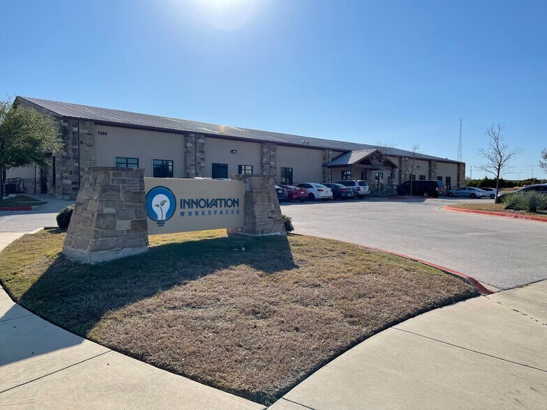 More Photos Of 1205 BMC Dr, Cedar Park Office For Lease