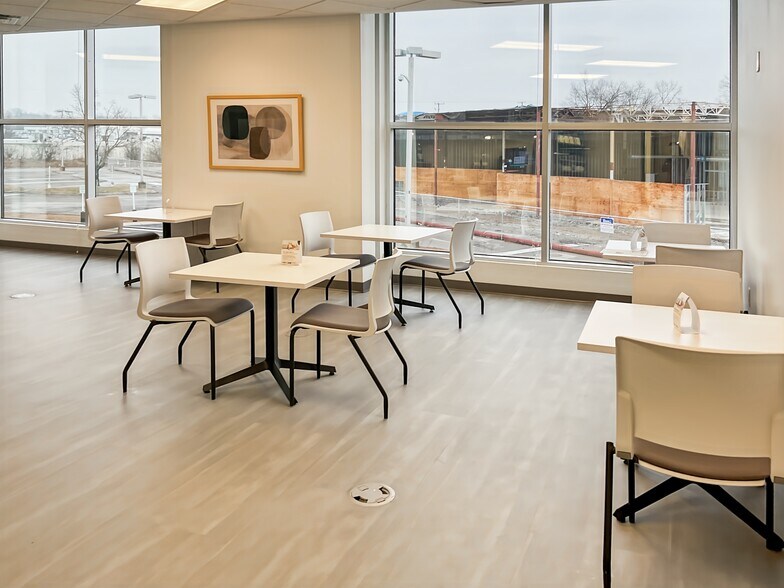 More Photos Of 5380 Hickory Hollow Pky, Antioch Coworking Space