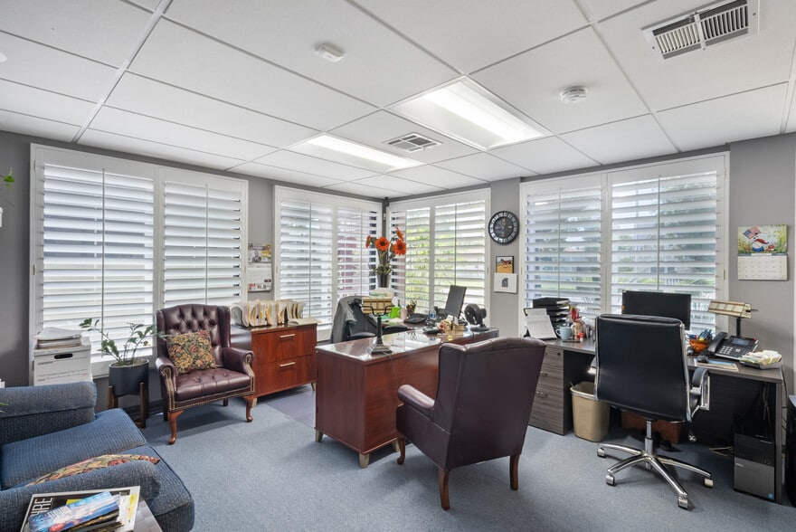 More Photos Of 6346 Brockton Ave, Riverside Office For Sale