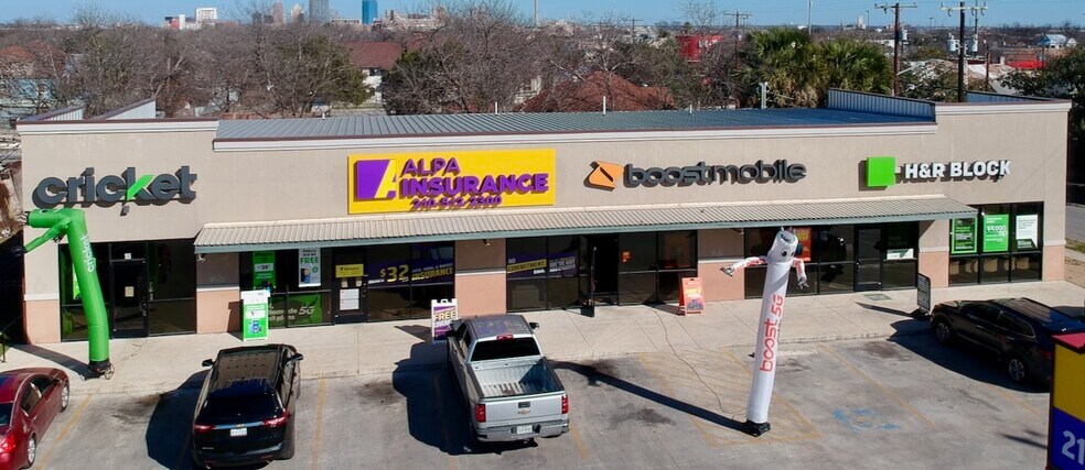 More Photos Of 206 N Zarzamora St, San Antonio Storefront Retail Office For Sale