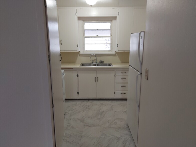 More Photos Of 350 SE Lilly Ave, Corvallis Apartments For Sale