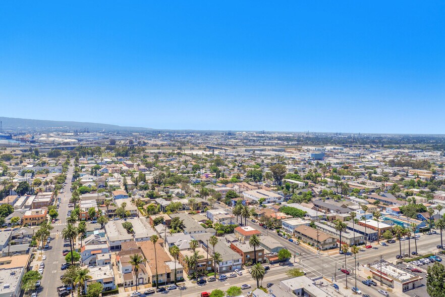 More Photos Of 939 Pacific Ave, Long Beach Apartments For Sale