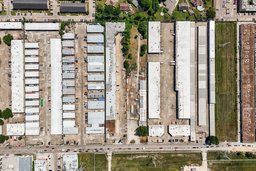 More Photos Of 9931 Harwin Dr, Houston Warehouse For Lease