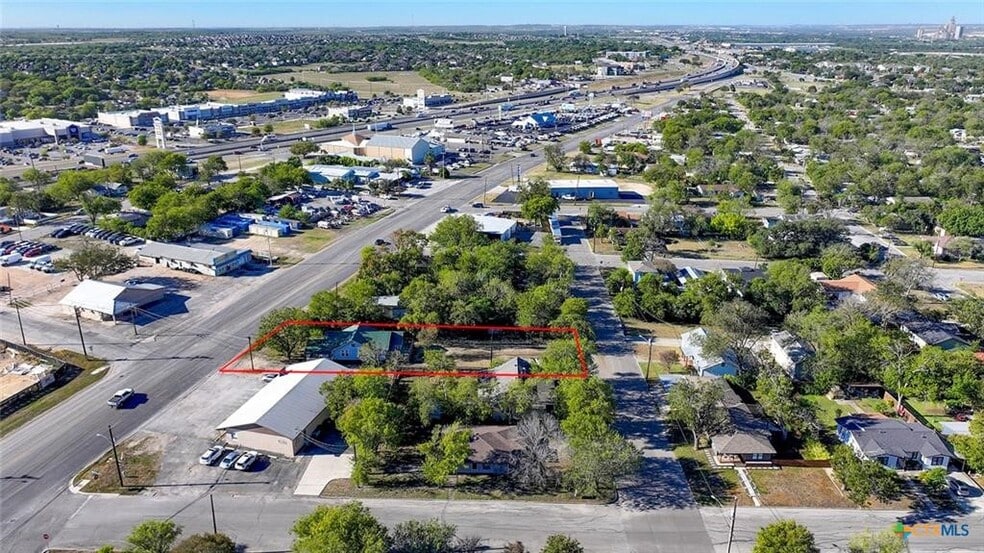 More Photos Of 1440 Business 35 S, New Braunfels, TX 78130, New Braunfels Office Residential For Sale