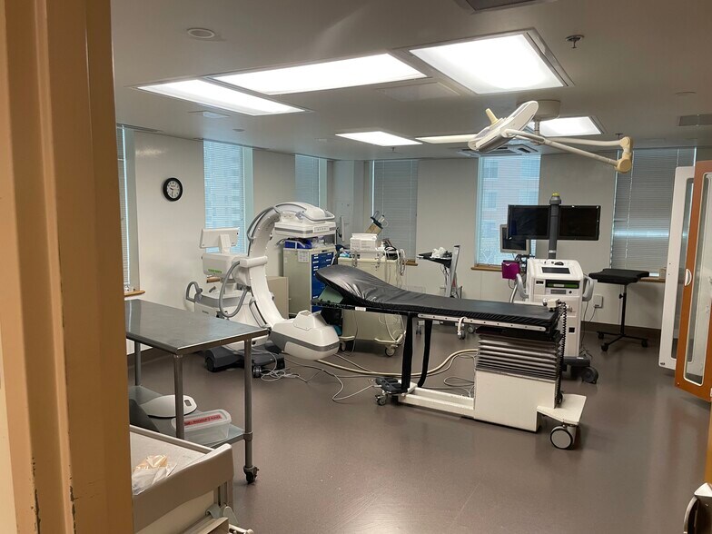 More Photos Of 3833 N Fairfax Dr, Arlington Medical For Lease