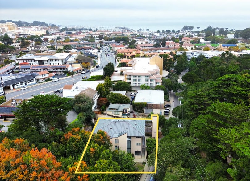Primary Photo Of 910 Major Sherman Ln, Monterey Medical For Sale