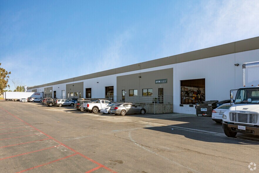 More Photos Of 7949 Stromesa Ct, San Diego Warehouse For Lease