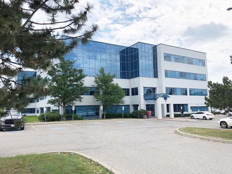 More Photos Of 37 Sandiford Dr, Whitchurch-Stouffville Medical For Lease