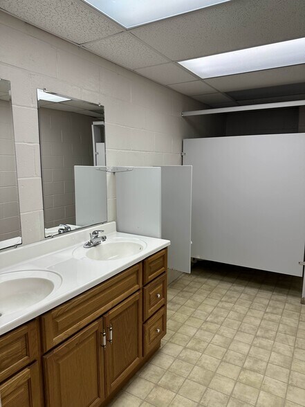 More Photos Of 1690 State Route 125, Amelia Religious Facility For Sale