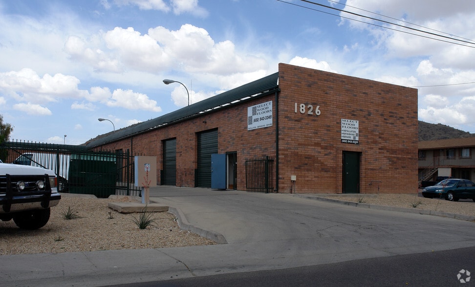 Primary Photo Of 1826 W Sahuaro Dr, Phoenix Warehouse For Lease