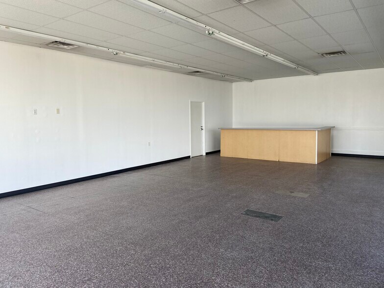 More Photos Of 7125-7135 W 3500 S, Salt Lake City Self Storage For Lease