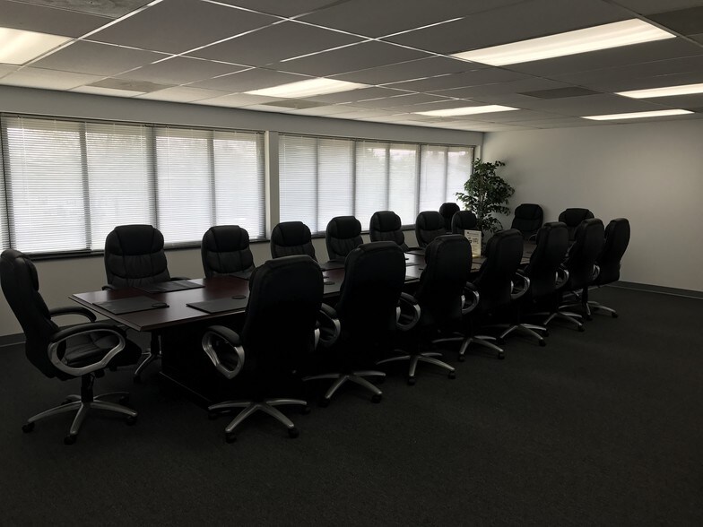 More Photos Of 18201-18209 Flower Hill Way, Gaithersburg Medical For Lease