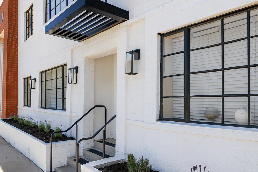 More Photos Of 441 S Beverly Dr, Beverly Hills Office For Lease