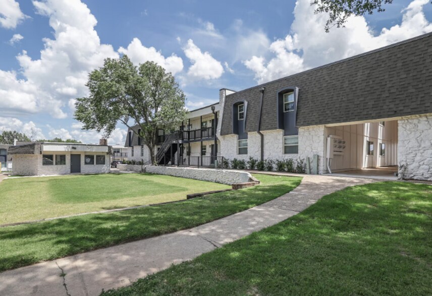 More Photos Of 1713 S Memorial Dr, Tulsa Apartments For Sale
