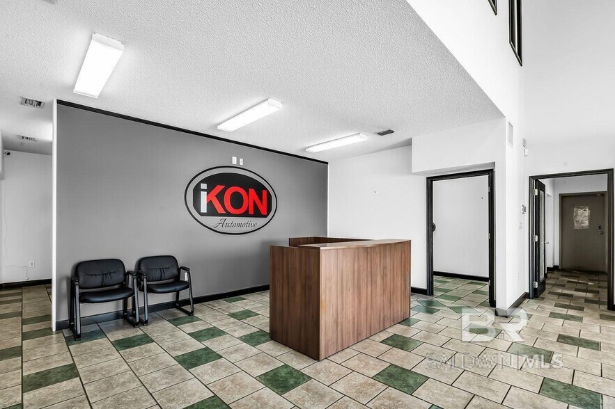 More Photos Of 20870 State Highway 59, Robertsdale Freestanding For Lease