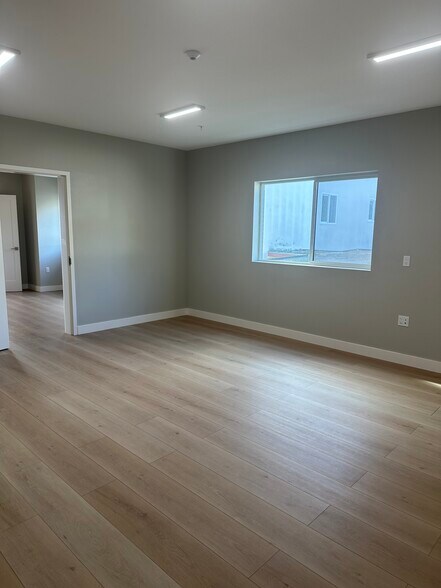 More Photos Of 516 Ave Alhambra, El Granada Office Residential For Lease