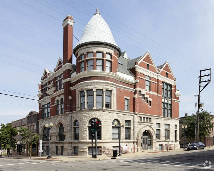Primary Photo Of 220 E State St, Rockford Office For Lease