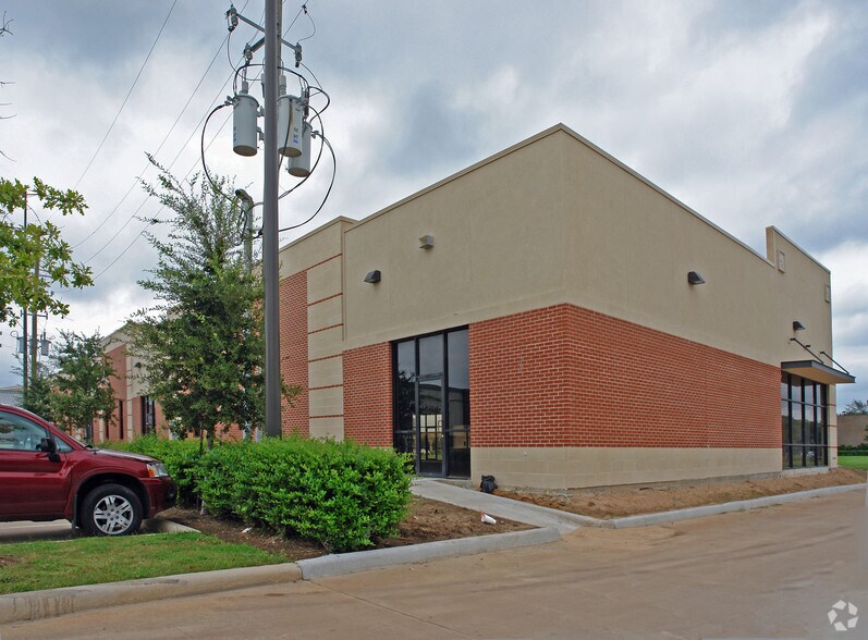 More Photos Of 1403 Highway 6, Sugar Land Medical For Lease