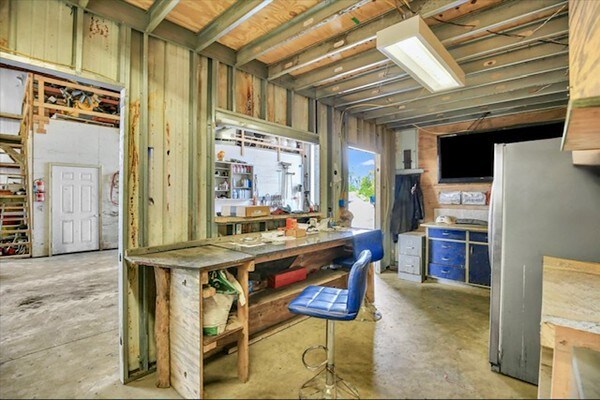 More Photos Of 3612 W Bloomington Rd, Champaign Truck Terminal For Sale