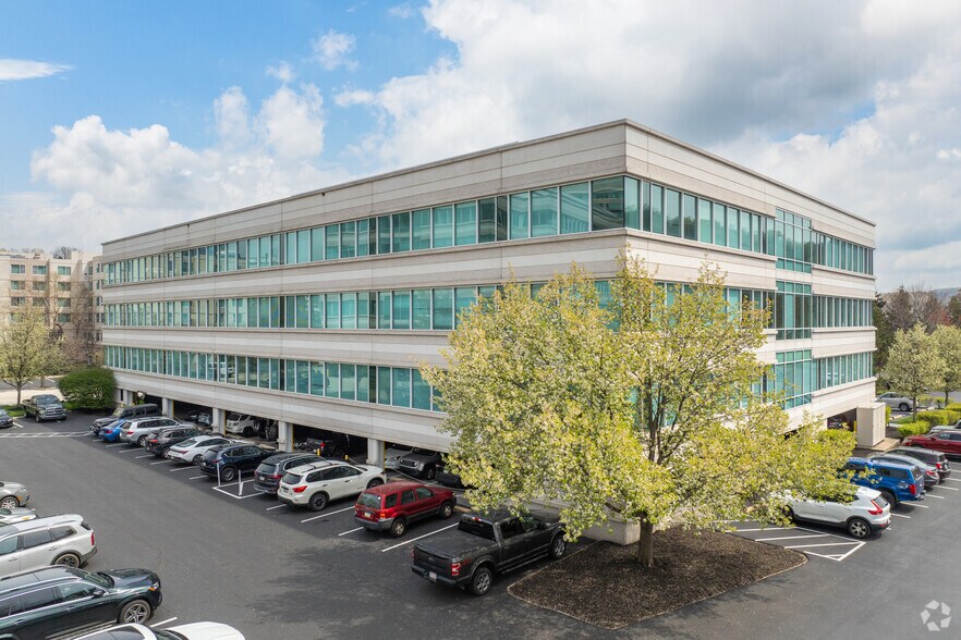 More Photos Of 2 Ash St, Conshohocken Office For Sale