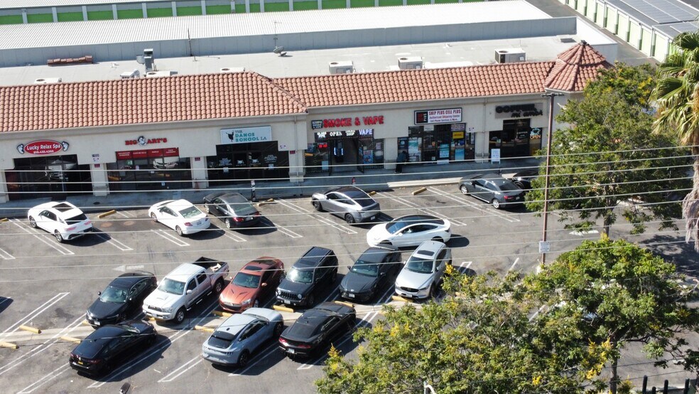 More Photos Of 21514-21534 Devonshire St, Chatsworth Unknown For Lease