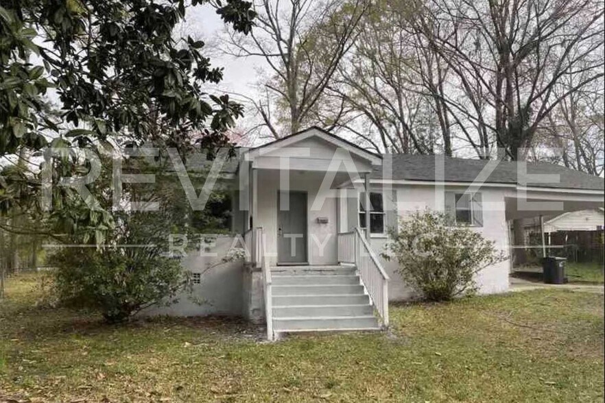 More Photos Of Downtown, Mobile Specialty For Sale