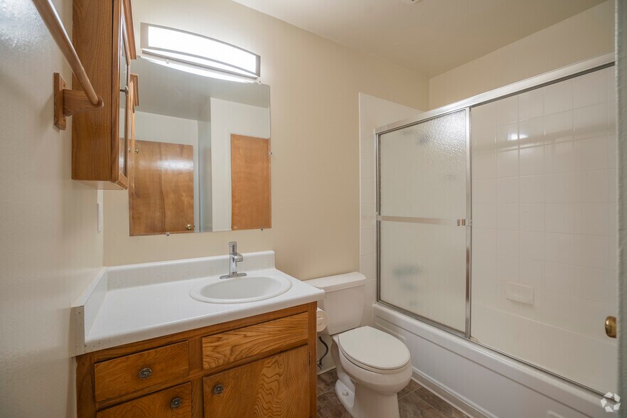 More Photos Of 2615 Marina Blvd, San Leandro Apartments For Sale