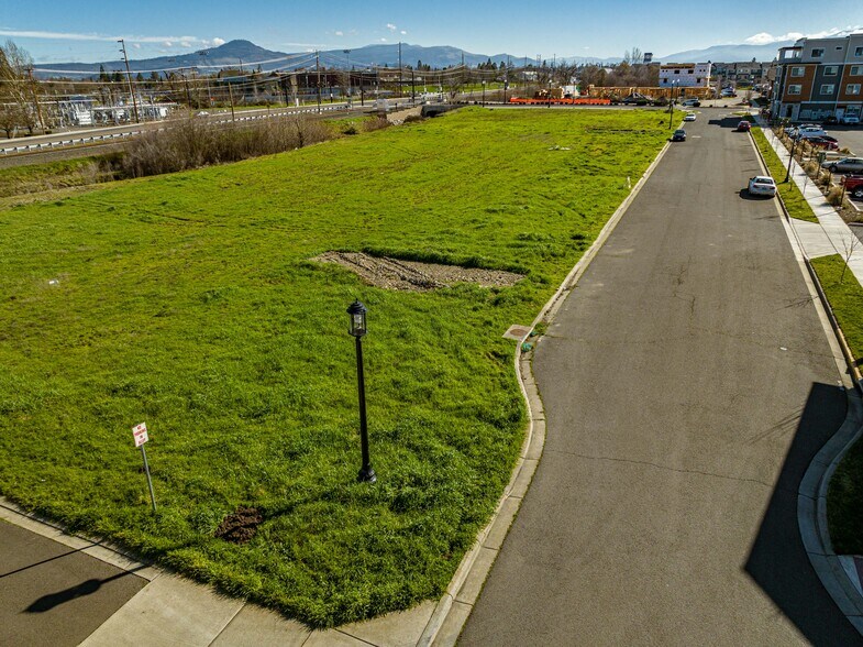 More Photos Of 0 Boulder Ridge St, Central Point Land For Sale