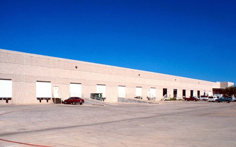 Primary Photo Of 6310 Airport Fwy, Fort Worth Unknown For Lease