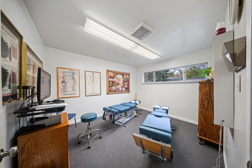 More Photos Of 800 Douglas Blvd, Roseville Medical For Sale