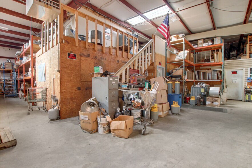 More Photos Of 9296 S Main St, Jonesboro Service For Sale