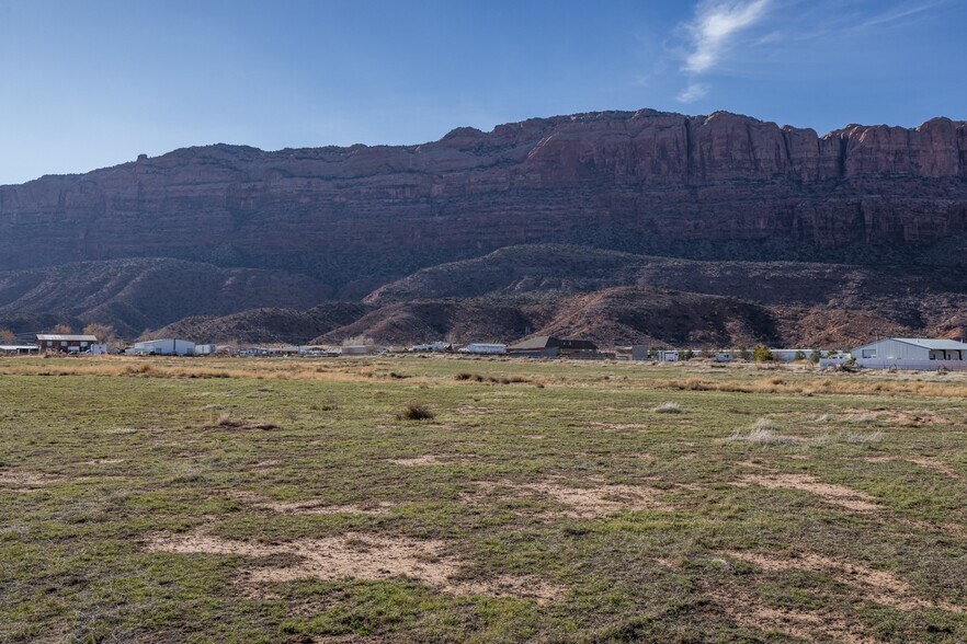 More Photos Of 35 Acres West Coronado, Moab Land For Sale