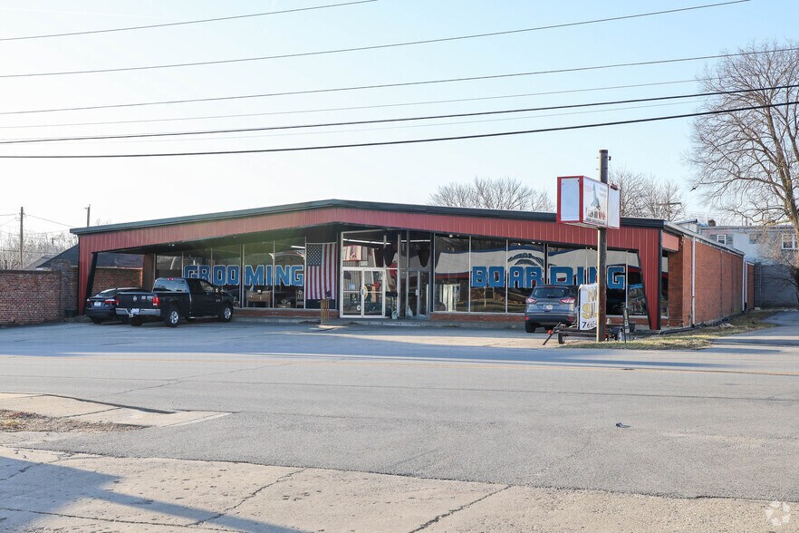 Primary Photo Of 9 W Main St, Chesterfield Freestanding For Lease