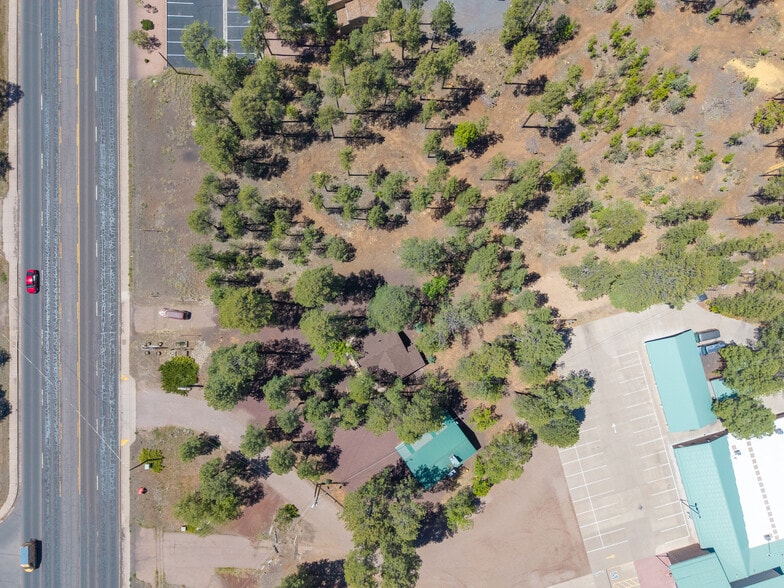More Photos Of 182 White Mountain blvd, Lakeside General Retail For Sale