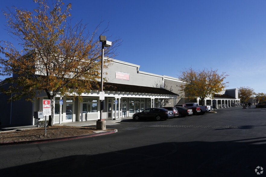 More Photos Of 2331-2341 E Avenue S, Palmdale General Retail For Lease