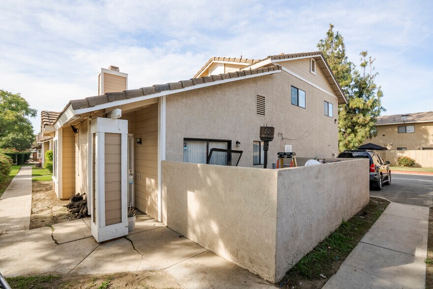 More Photos Of 3241 Inland Empire Blvd, Ontario Multifamily For Sale
